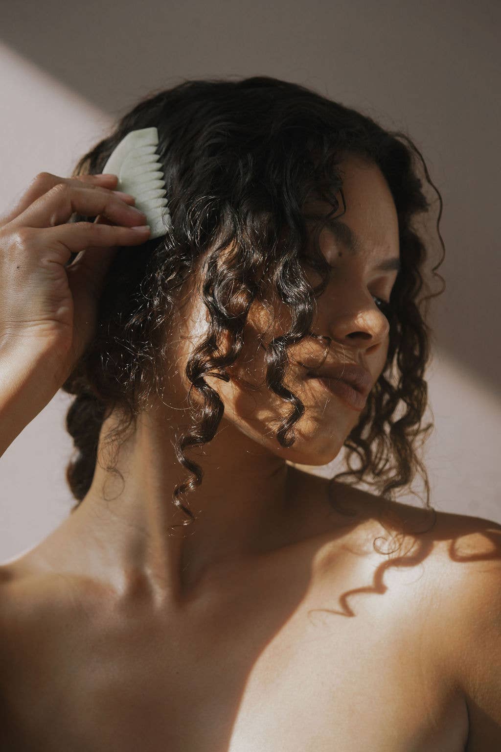 Najeau - Gua Sha Scalp Comb
