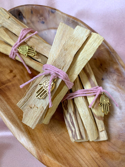 Palo Santo Bundle [5 sticks] with Charm